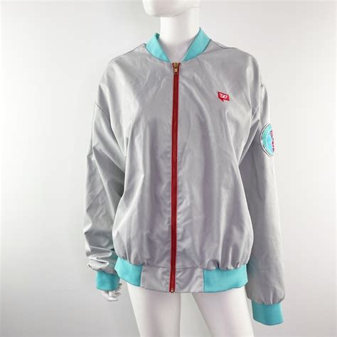  Nursing scrub jackets. Whether you wear it for practical purposes or for another layer to stay warm at work, nursing scrub jackets can brighten up your scrub uniform. These scrub jackets for nurses offer easy on and off snap fronts. There's also a wide choice of patterns and colors to choose from in sizes small, medium, large, X-large and XX-large. 